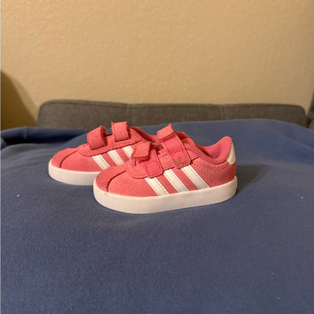 Adidas Kids Sneakers in Pink and White